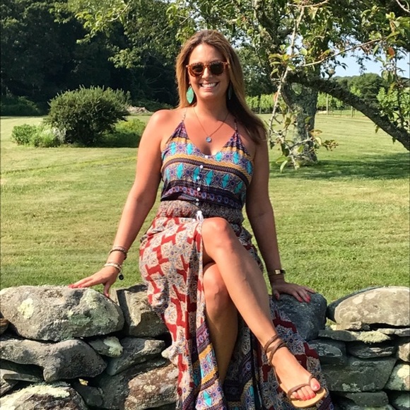 Meet your Posher, Helena - Picture 1 of 6